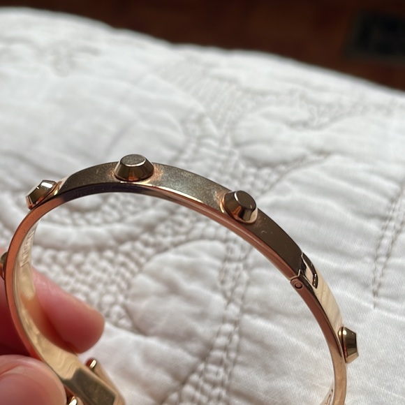 Michael Kors rose gold buckle bracelet - Picture 4 of 8